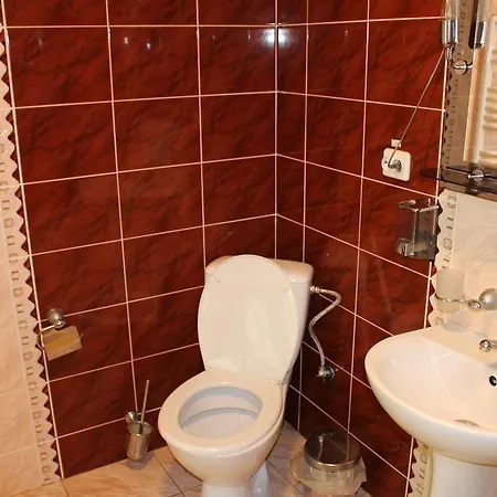 Petrivska Sloboda 3*